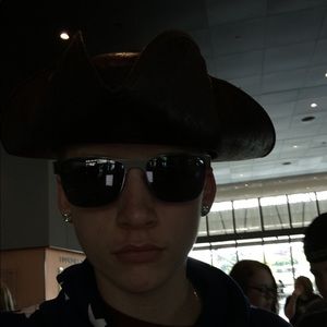 Meet your Posher, Gabriel